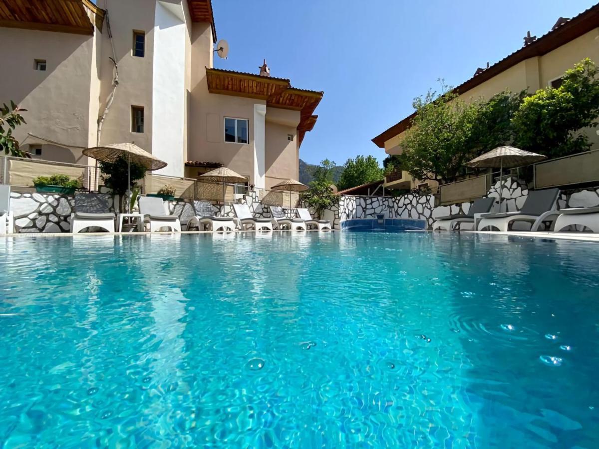 Eda Hotel İçmeler Esterno foto